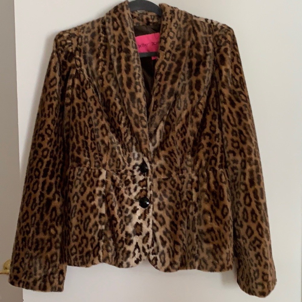 Betsey Johnson leopard coat exclusive!